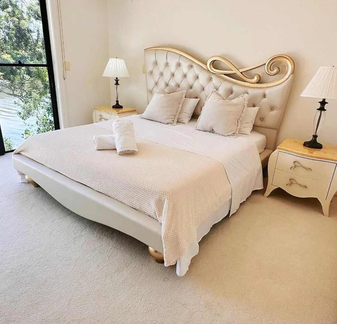 Apartment Gold Coast Golf Course Villa